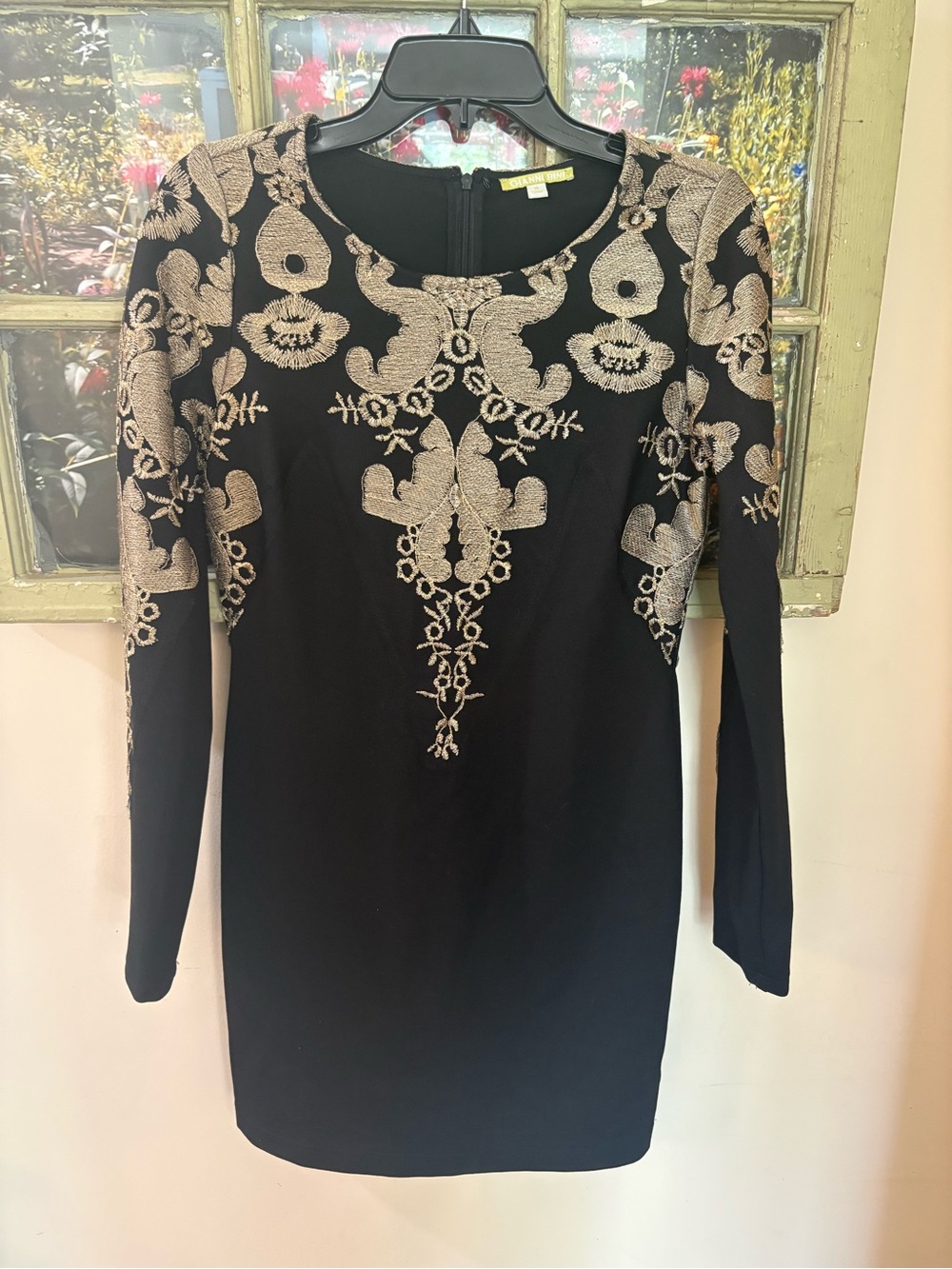 EUC Gianni Bini Little Black Gold Dress Sz M